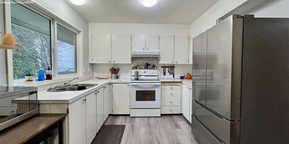 101 CRESTVIEW DRIVE Prince Rupert Photo 5 101 CRESTVIEW DRIVE Prince Rupert Photo 5